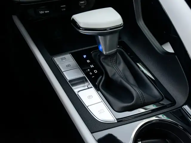 2021 Hyundai Elantra ULTIMATE PKG|LEATHER|ROOF|B.SPOT|ACC|R.STAR - Photo 18