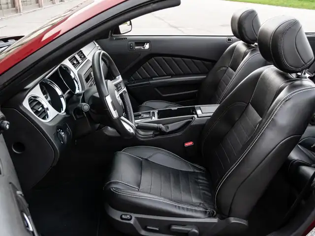 2014 Ford Mustang CONVERTIBLE|PREMIUM|V6|LEATHER|SHAKER SOUND|HE - Photo 10