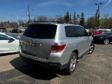 2011 Toyota Highlander 4WD 4dr - Photo 12