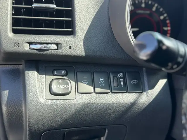 2011 Toyota Highlander 4WD 4dr - Photo 19