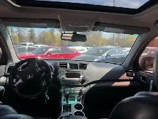 2011 Toyota Highlander 4WD 4dr - Photo 22