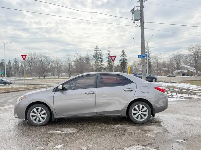 2014 Toyota Corolla 4dr Sdn CE - Photo 6
