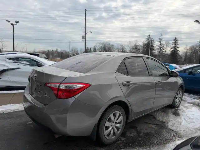 2014 Toyota Corolla 4dr Sdn CE - Photo 11
