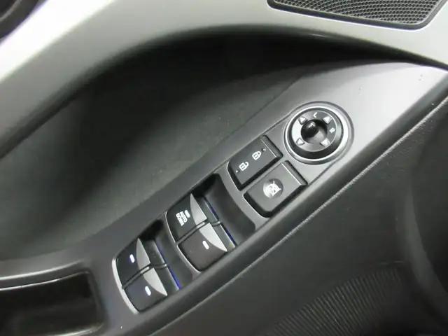 HYUNDAI ELANTRA 2015 GLS AUTOMATIQUE TOIT OUVRANT SIEGES CHAUFFA - Photo 11