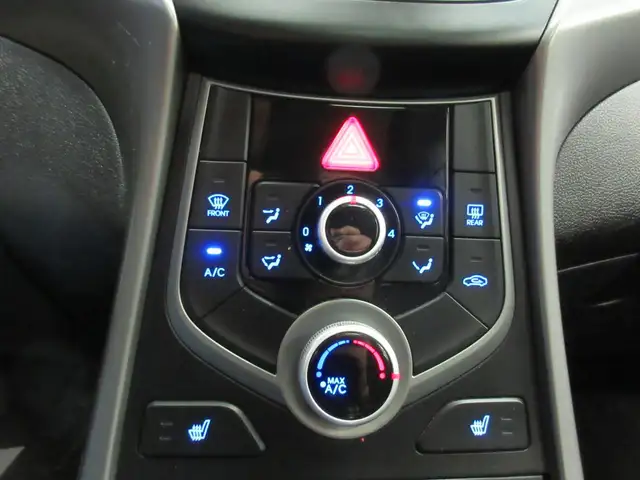 HYUNDAI ELANTRA 2015 GLS AUTOMATIQUE TOIT OUVRANT SIEGES CHAUFFA - Photo 14