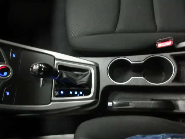 HYUNDAI ELANTRA 2015 GLS AUTOMATIQUE TOIT OUVRANT SIEGES CHAUFFA - Photo 16