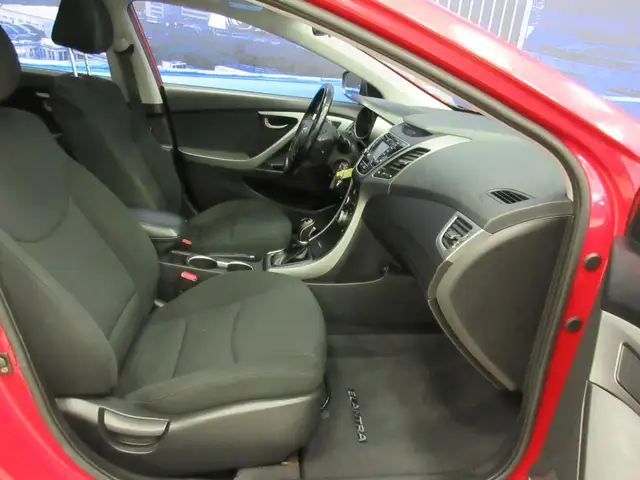 HYUNDAI ELANTRA 2015 GLS AUTOMATIQUE TOIT OUVRANT SIEGES CHAUFFA - Photo 18