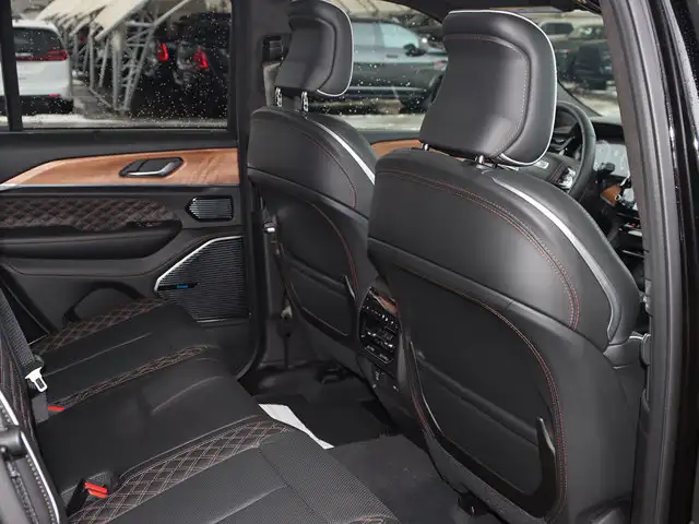 2026 Jeep Grand Cherokee Summit - Photo 26