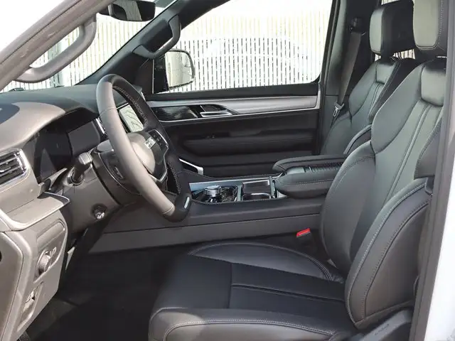 2026 Jeep Grand Wagoneer Limited Altitude - Photo 6
