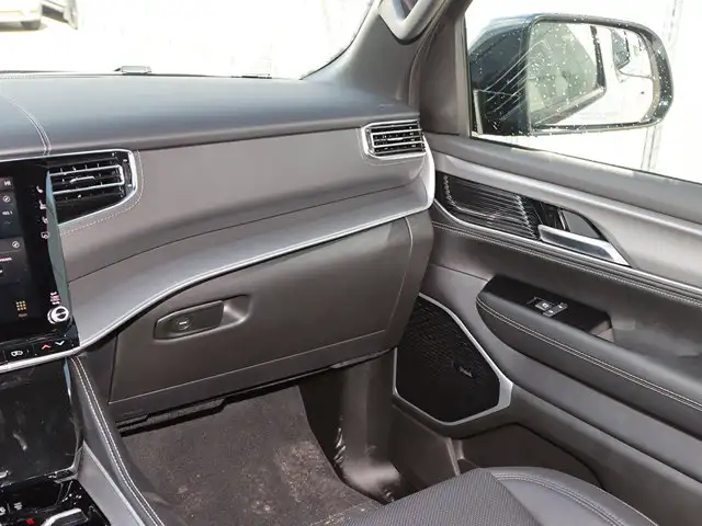 2026 Jeep Grand Wagoneer Limited Altitude - Photo 19