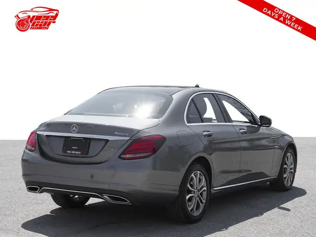 2018 Mercedes-Benz C-Class C 300, Panoramic roof, Heated Steerin - Photo 5