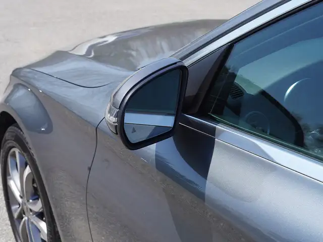 2018 Mercedes-Benz C-Class C 300, Panoramic roof, Heated Steerin - Photo 11
