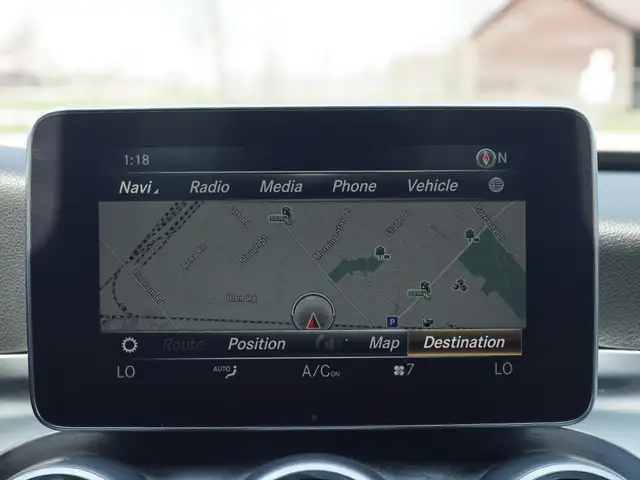 2018 Mercedes-Benz C-Class C 300, Panoramic roof, Heated Steerin - Photo 25