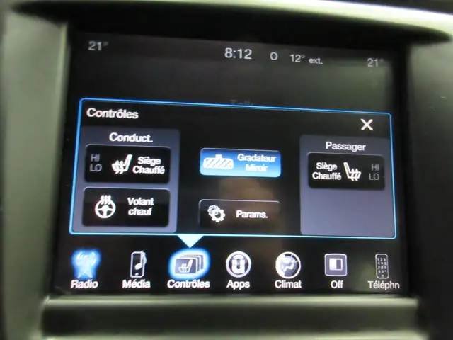 CHRYSLER 200 S 2015 S AWD V-6 3.6 LITRES 295 HP CUIR CHAUFFANT C - Photo 14