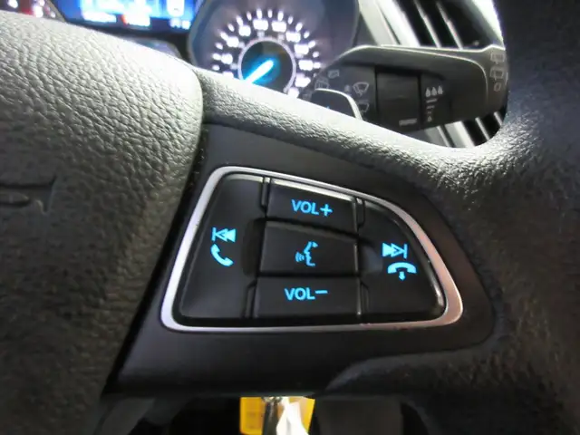 FORD ESCAPE 2017 SE ECOBOOST SIEGES CHAUFFANT CAMERA RECUL TRES - Photo 9