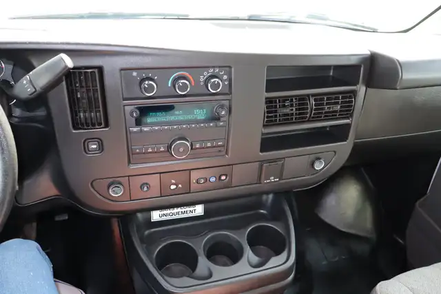 Chevrolet Express 3500 CUBE 12 PIEDS / 1 SEUL PROPRIO / GARANTIE - Photo 15