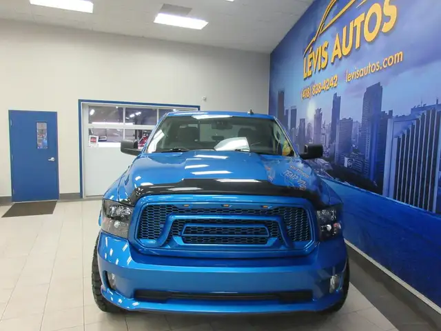 RAM 1500 CLASSIC 2022 EXPRESS NIGHT EDITION CREW-CAB V-6 3.6 LIT - Photo 4