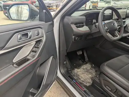2026 Ford Explorer ST 4WD - Photo 9