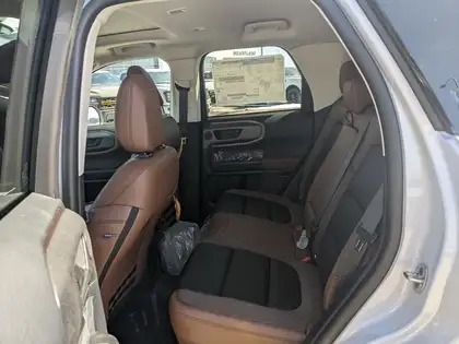 2026 Ford Bronco Sport Outer Banks 4x4 - Photo 8