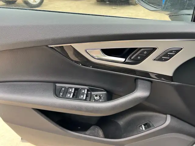 2018 Audi Q7 Quattro | Power Tailgate | Sunroof - Photo 13