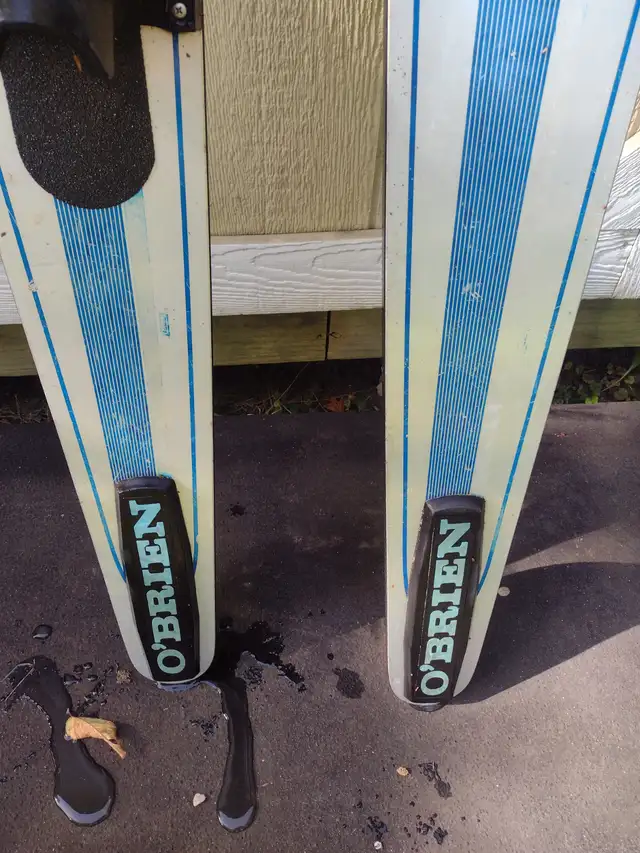 Vintage O Brien waterskies 67 long - Photo 3