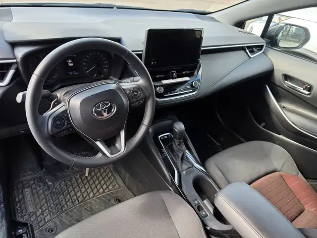 2025 Toyota Corolla - Photo 3