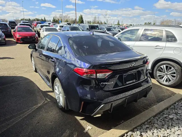 2025 Toyota Corolla - Photo 9