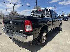 2023 Ram 3500 Big Horn | 6.7L CUMMINS HO | AISIN | LEVEL 1 - Photo 7