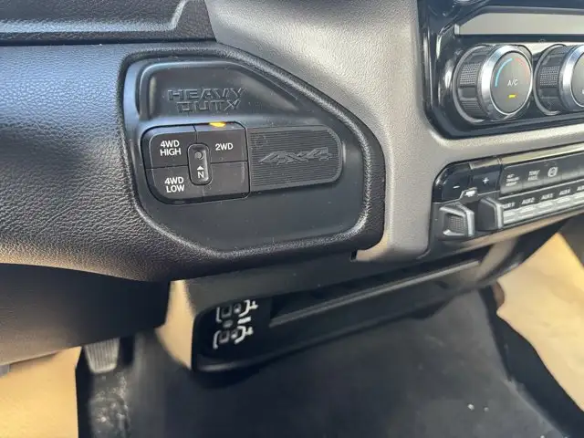 2023 Ram 3500 Big Horn | 6.7L CUMMINS HO | AISIN | LEVEL 1 - Photo 20
