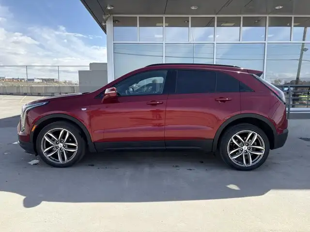 2019 Cadillac XT4 AWD Sport | 2.0L I4 TURBO | SUNROOF | COMF - Photo 2
