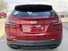 2019 Cadillac XT4 AWD Sport | 2.0L I4 TURBO | SUNROOF | COMF - Photo 4