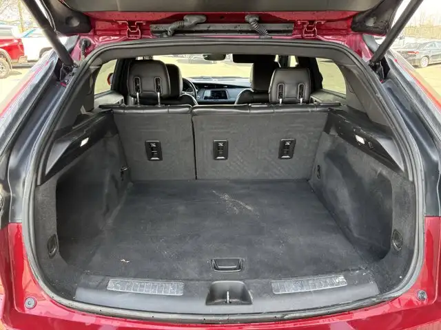 2019 Cadillac XT4 AWD Sport | 2.0L I4 TURBO | SUNROOF | COMF - Photo 5