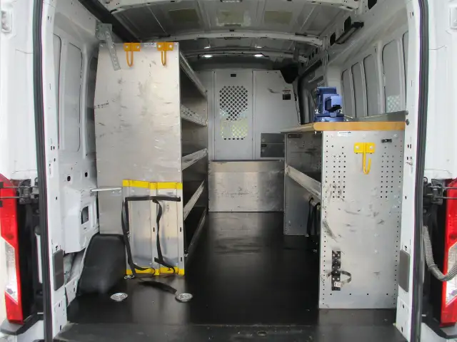 2022 Ford Transit Cargo Van - Photo 7