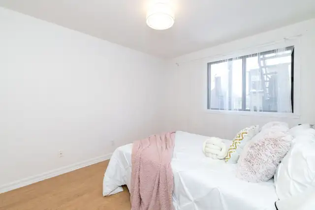 6 a 12 mois location / 6 to 12 months rental - Photo 8