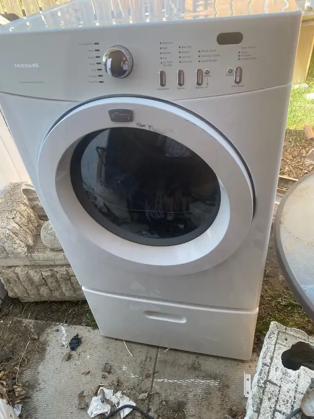 washer and dryer - Photo 2