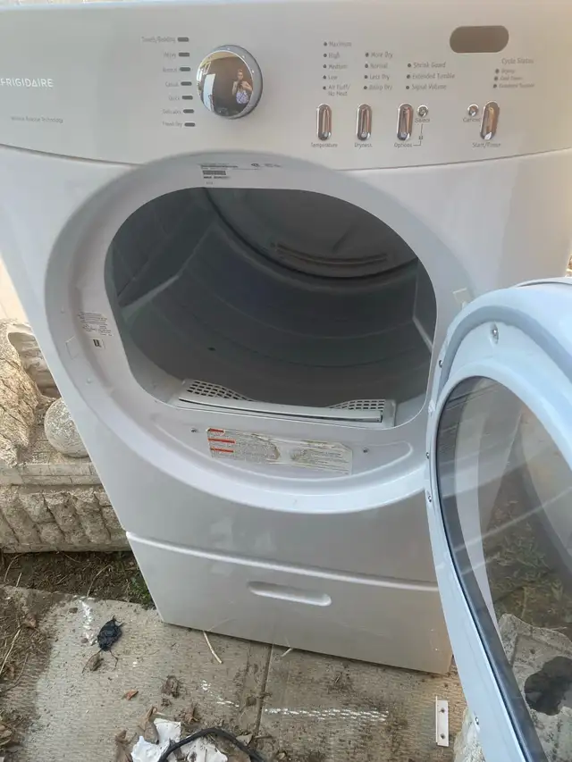 washer and dryer - Photo 3