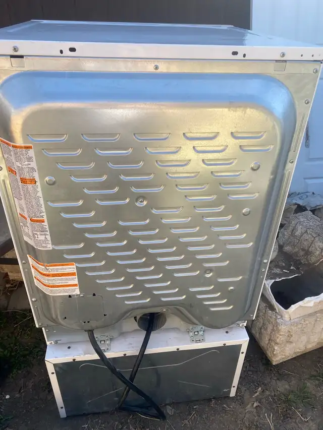 washer and dryer - Photo 5
