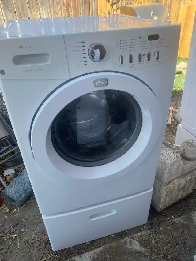 washer and dryer - Photo 6