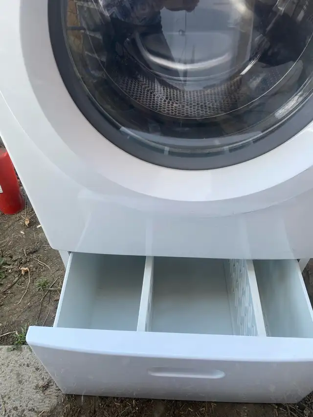 washer and dryer - Photo 9