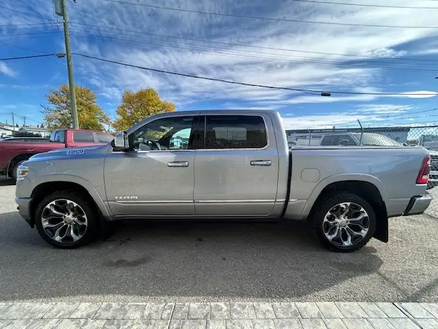 2019 Ram 1500 Limited 4x4 Crew Cab 5'7' Box - Photo 9