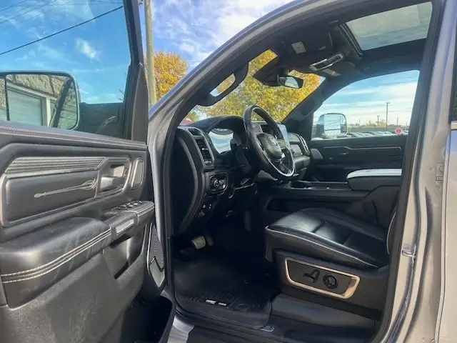 2019 Ram 1500 Limited 4x4 Crew Cab 5'7' Box - Photo 10