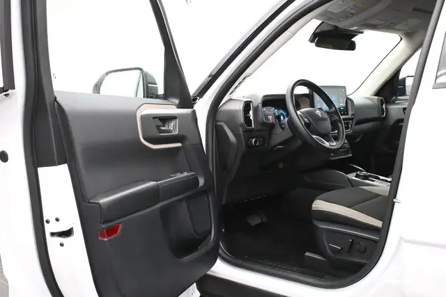 2025 Ford Bronco Sport BIG BEND AWD | HEATED SEATS | LOW MILEAGE - Photo 19