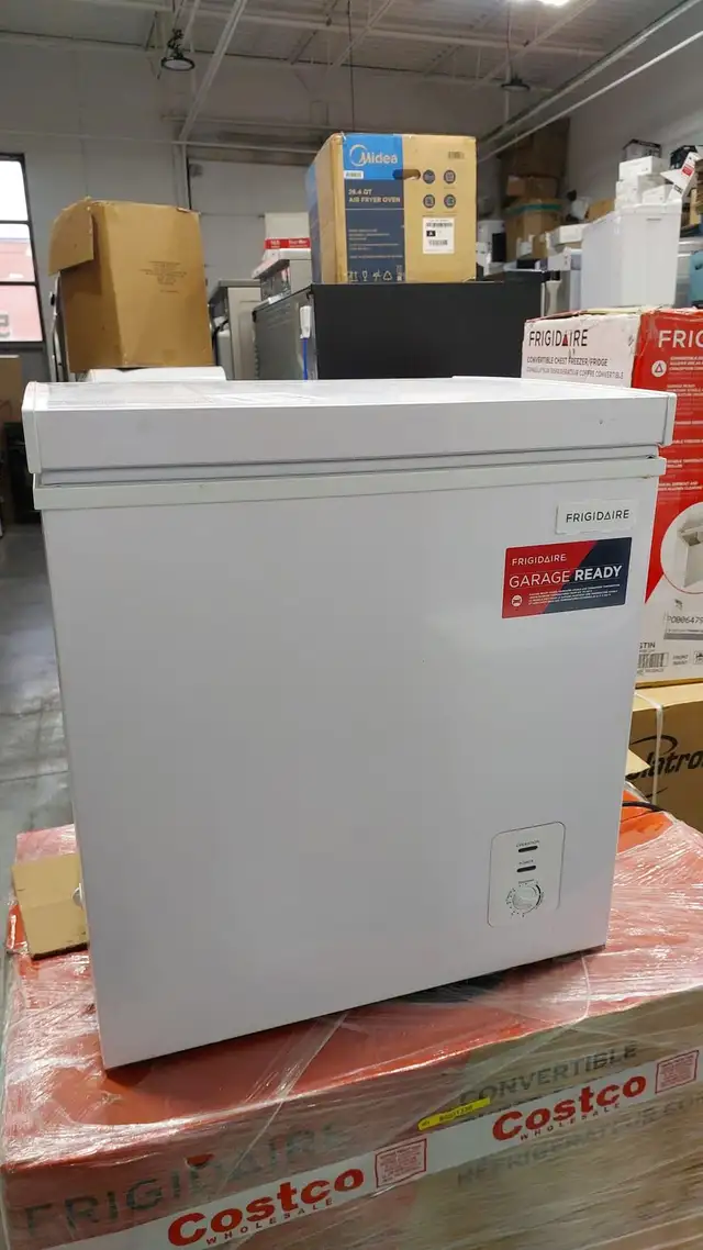 Chest Freezer - Frigidaire 2.1 Cu ft EFRF200 - White new
