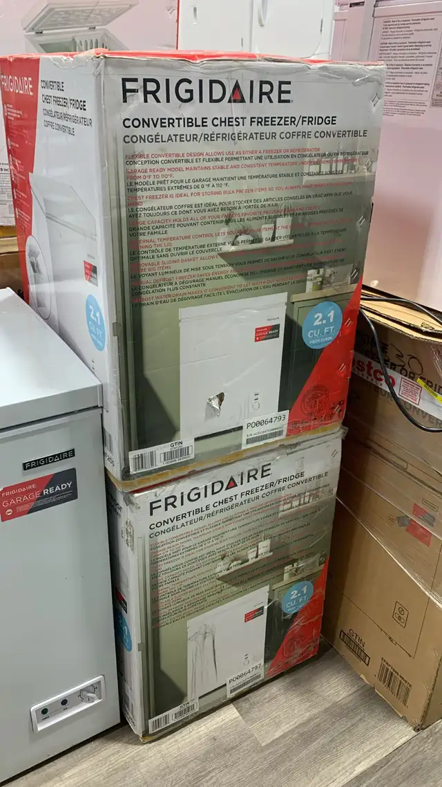 Chest Freezer - Frigidaire 2.1 Cu ft EFRF200 - White new