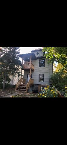 3 bedroom full house on Bayswater street