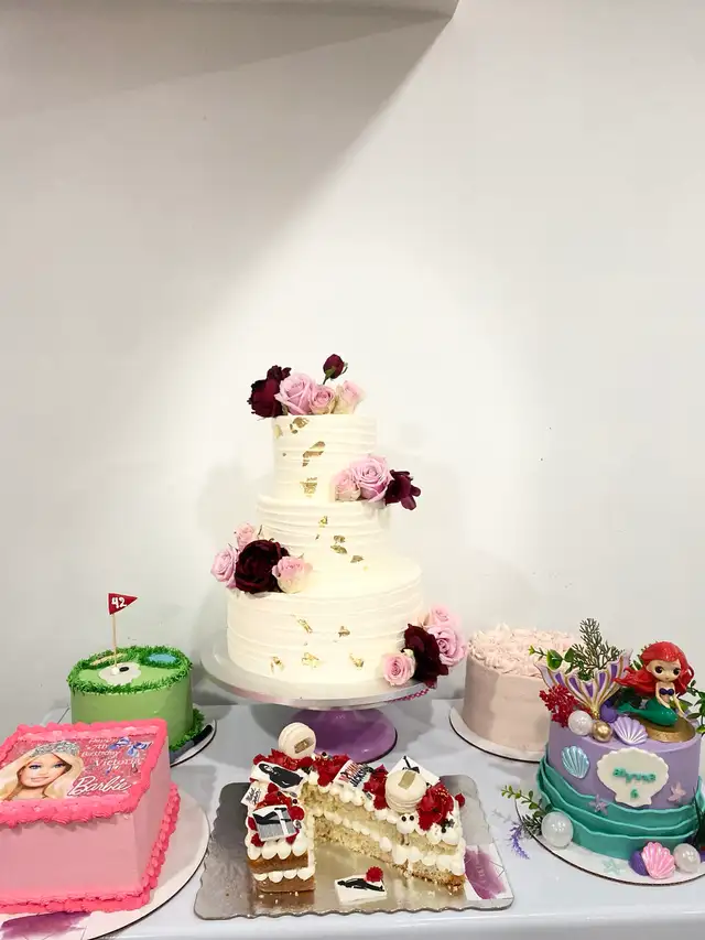 Oakville custom cakes, birthday wedding anniversary - Photo 6