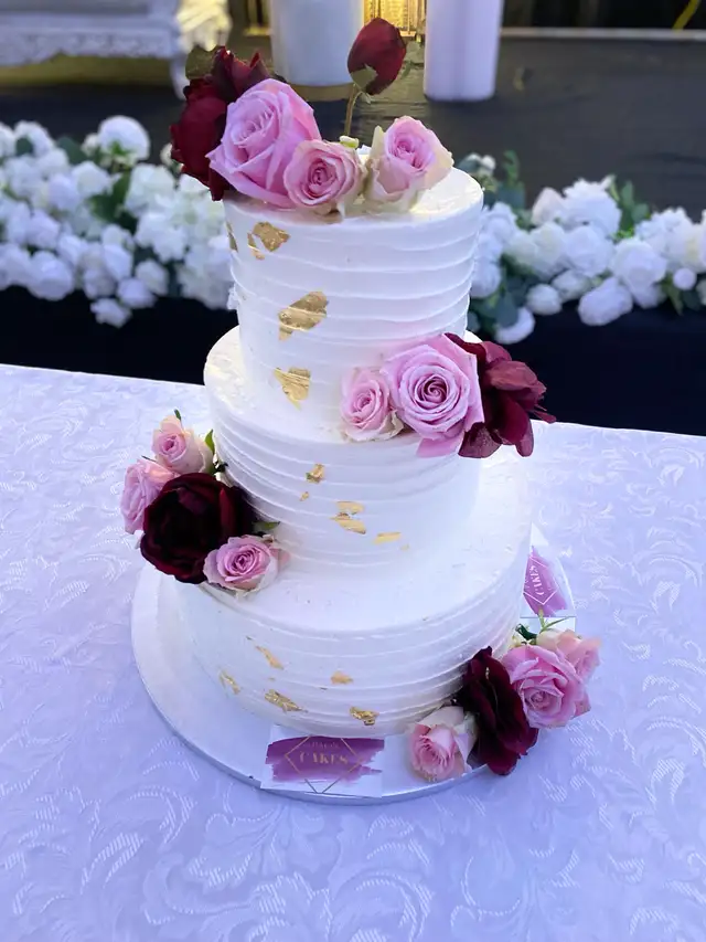 Oakville custom cakes, birthday wedding anniversary - Photo 7