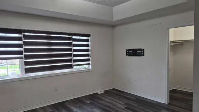 Master bedroom for rent - Photo 8