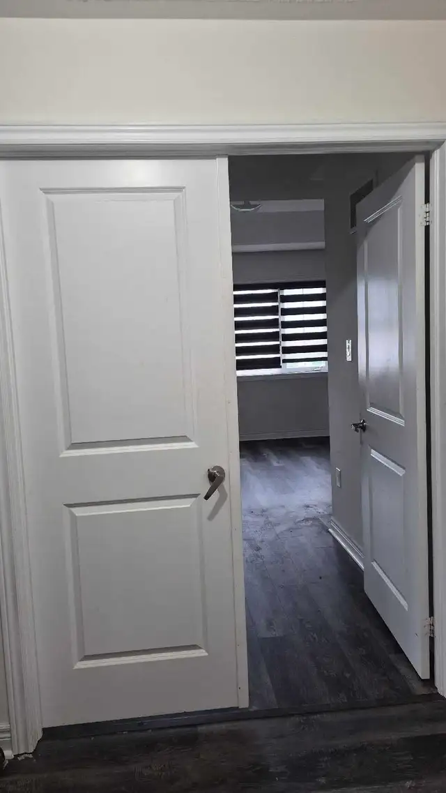 Master bedroom for rent - Photo 9