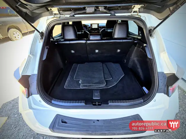 2019 Toyota Corolla Hatchback XSE Certified Loaded Only 57k kms - Photo 7
